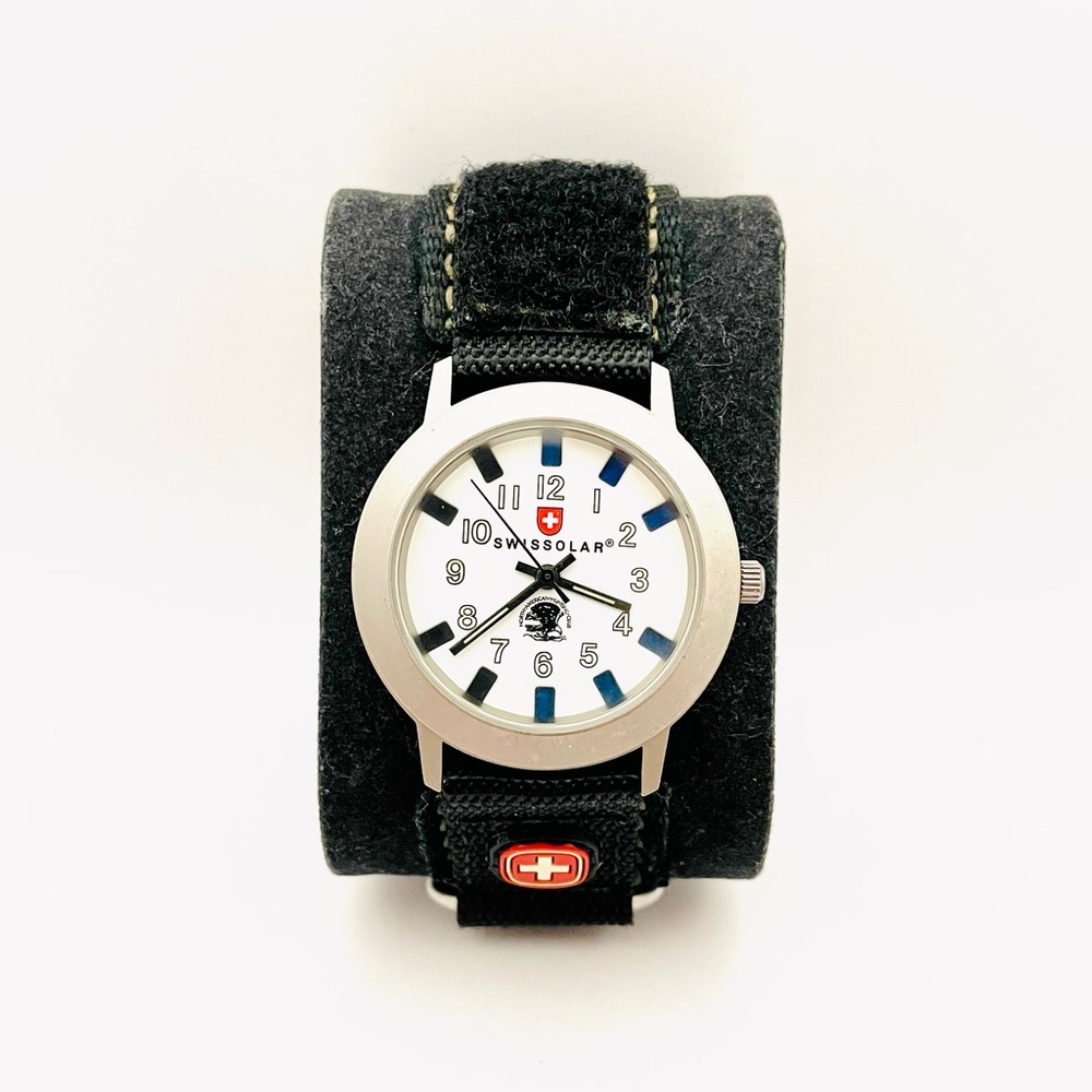 Men’s Swiss Watch Le Jour Swissolar North American Hunting Club - New Battery